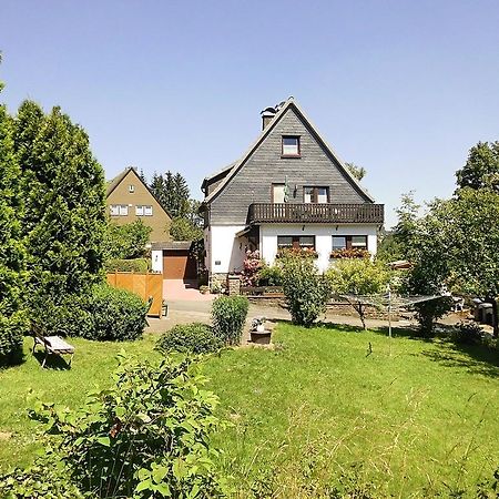 Apartment In Langewiese Sauerland With Garden Winterberg Bagian luar foto