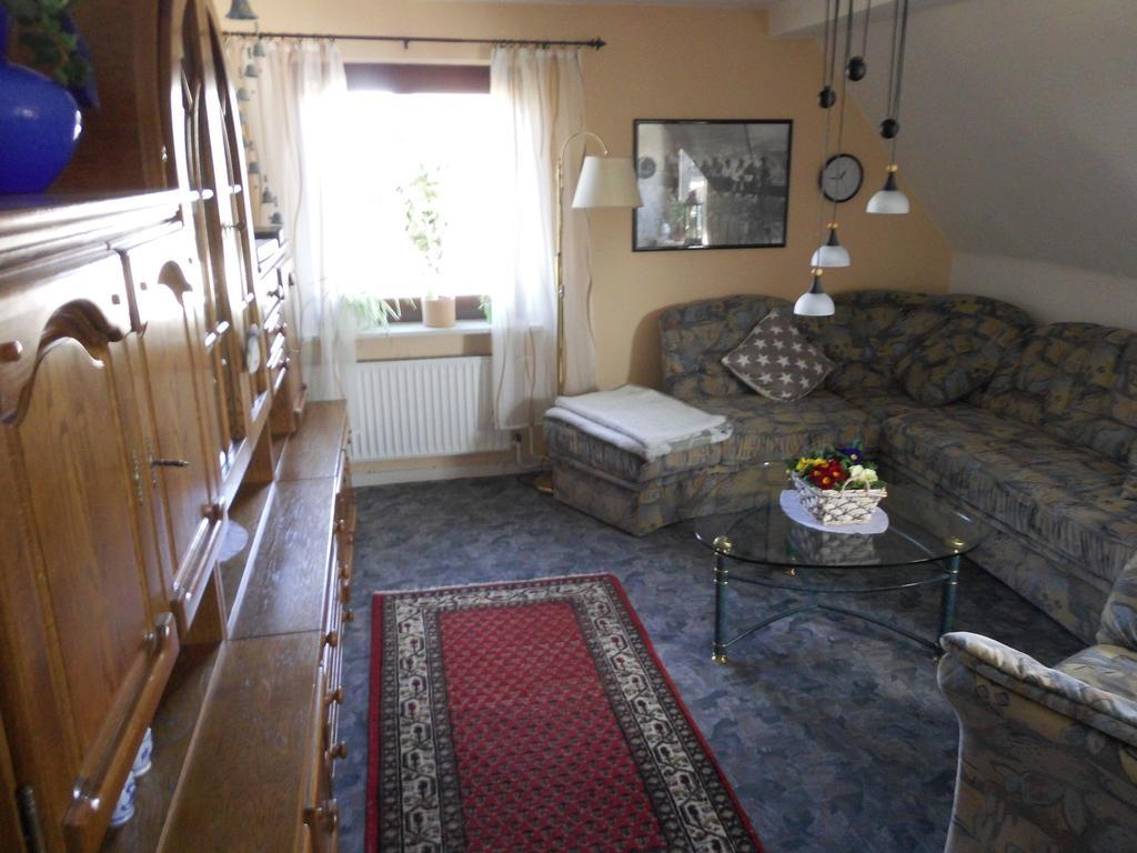 Apartment In Langewiese Sauerland With Garden Winterberg Bagian luar foto