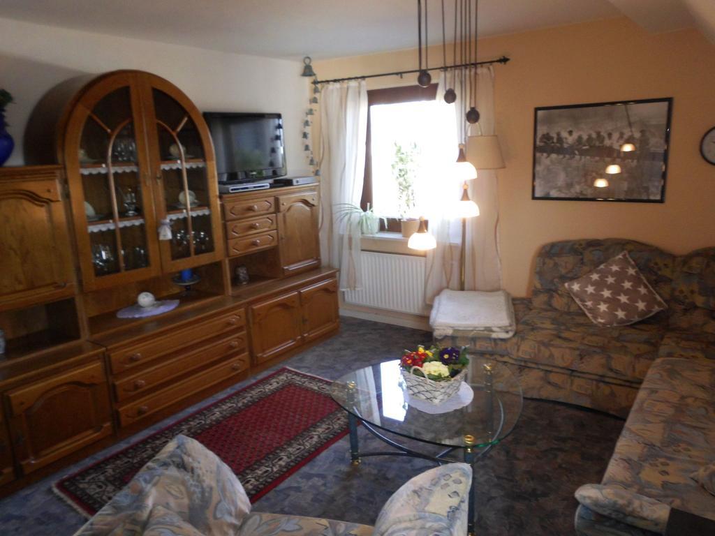 Apartment In Langewiese Sauerland With Garden Winterberg Bagian luar foto
