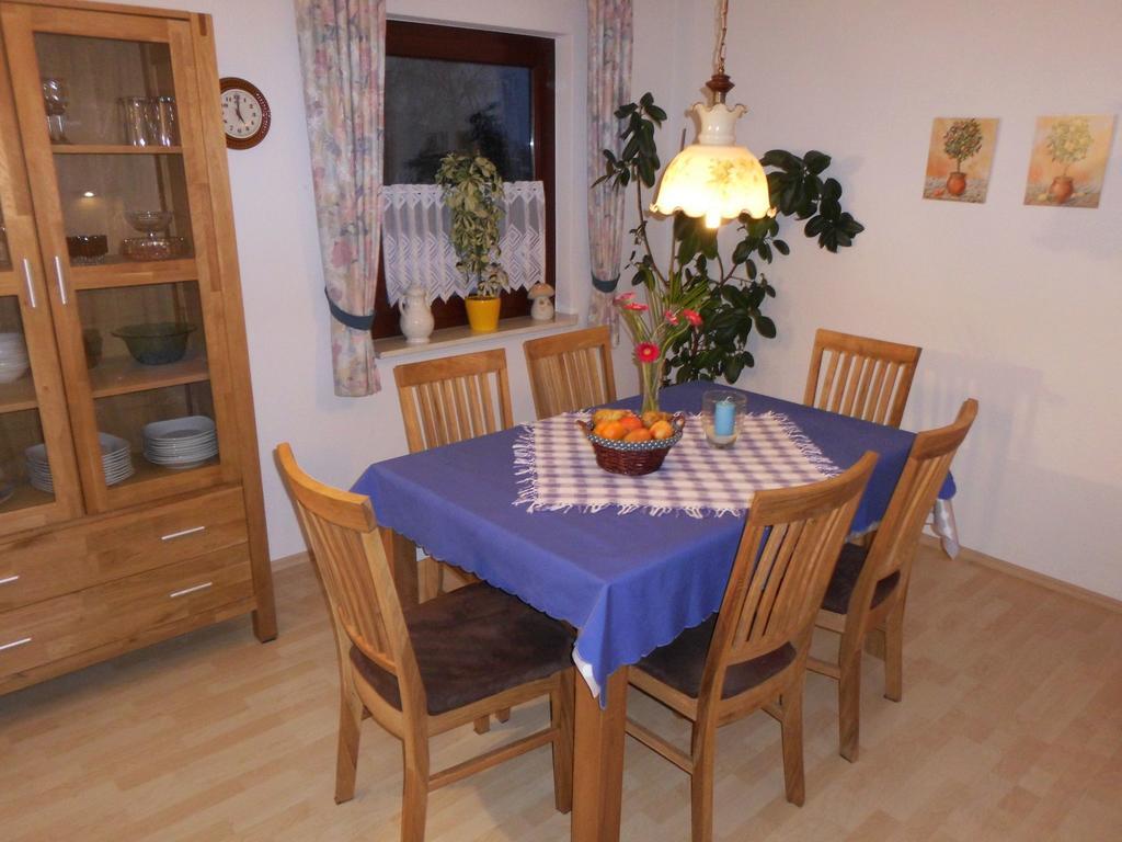 Apartment In Langewiese Sauerland With Garden Winterberg Bagian luar foto